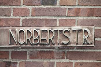 2013 Norbertstr 1